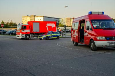 Weissach: Amonjak Austritt sorgt fuer Grosseinsatz der Feuerwehren bei Porsche in Weissach